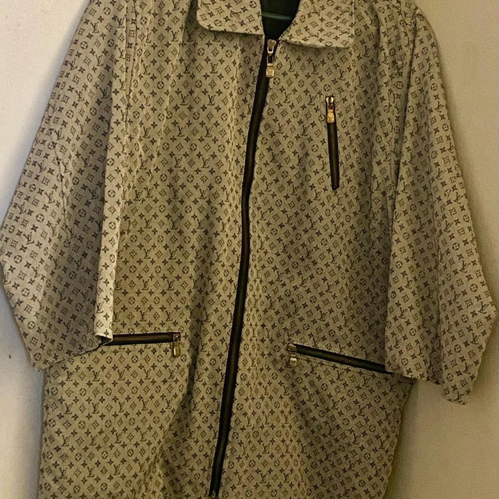 Louis Vuitton Monogram vintage Jacket in Black and Cream - Picture 8 of 13